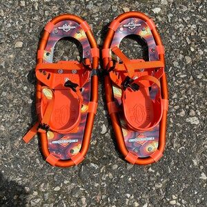 LL Bean kids snowshoes Winter Walker 16. excellent condition